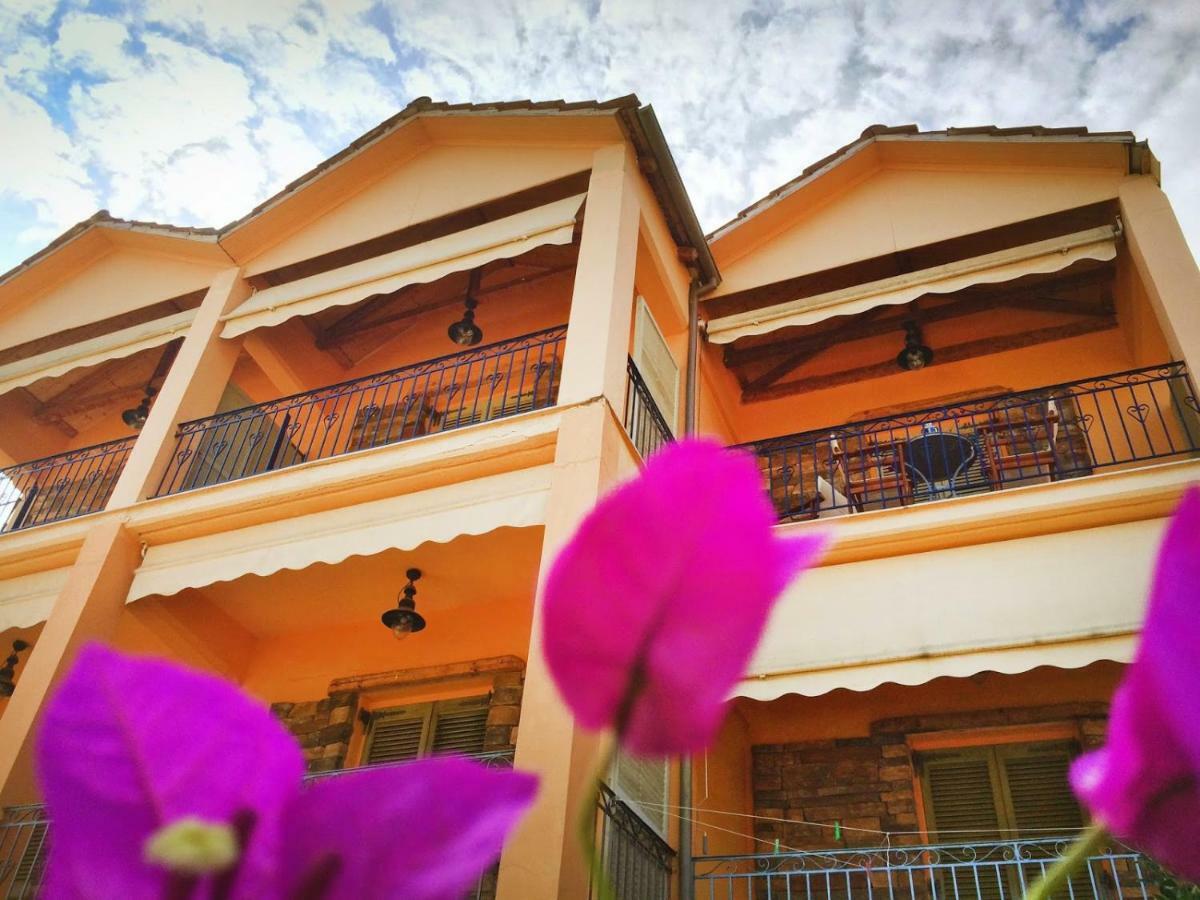 Trocolo Apartments Sivota  Luaran gambar