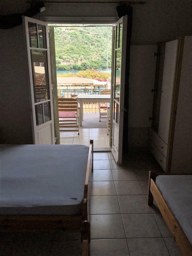 Trocolo Apartments Sivota  Luaran gambar